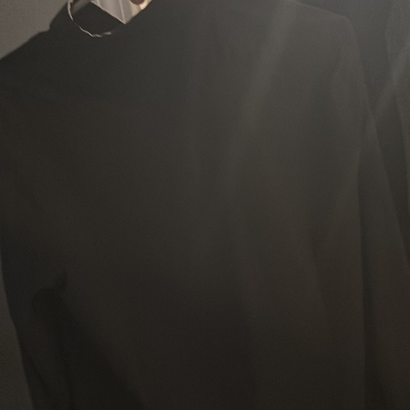 Like new shirt used twice then put away - Picture 4 of 6